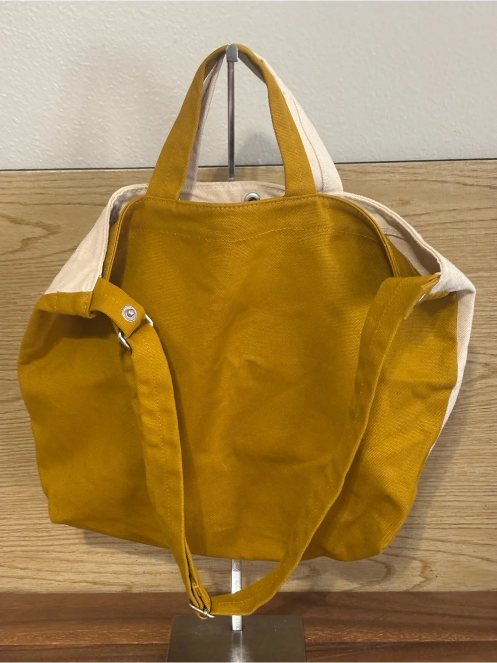 Baggu Two Tone Cotton Horizontal Duck Bag Tote
Shoulder Bag Deadstock Earth
Day - Picture 2 of 9